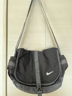 NIKE 90s ボストンバッグ 90〜00s NIKE ボストンバッグ 紺 ナイキ スオッシュ 小ぶり 古着