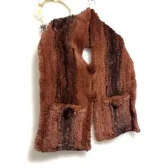 リアルファー編みデザイン マフラーベスト風 ポケット付 ブラウン系