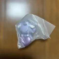 ポケピースきらめきハートキーホルダー　ニャスパー
