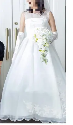 エメ　Tout Miel Aimer クリームホワイトウェディングドレス