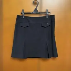 Burberryブルーレーベル黒のプリーツミニスカート