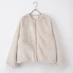 【新品】今期新作　ハニーズ　ノーカラーファーブルゾンアイボリーMもこもこアウター