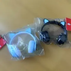 【新品未使用未開封】猫耳ヘッドフォン ミニチュア　　キーホルダー　2個セット