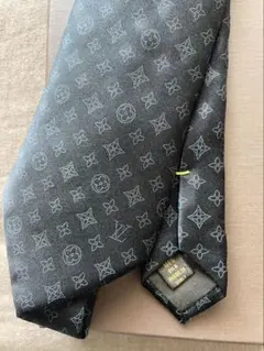 LOUIS VUITTON ネクタイ モノグラム ドット柄 シルク - メルカリ