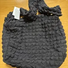 新品　ブラックショルダーバッグ A4サイズ対応