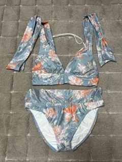 【新品】LAULEA ラウレア 水着 ビキニ 花柄
