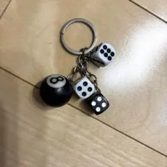 サイコロ　ビリヤード　キーホルダー