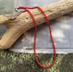 赤 ネックレス