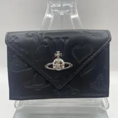 【新品・希少】Vivienne Westwood 型押しミニ財布　レター風 新品希少】Vivienne Westwood 型押し ミニ財布 レター風 - メルカリ