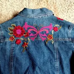 刺繍入りデニムジャケット　Sサイズ