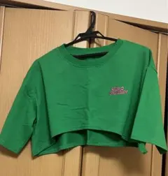 【SPINNS】ショート丈Tシャツのサムネイル