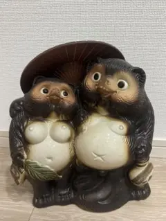 信楽焼 陶仙作 夫婦狸 相合傘 たぬき 置物 高さ約30cm 縁起物 - メルカリ