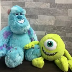 モンスターズ・インク サリー マイクワゾースキー ぬいぐるみ クリスマス