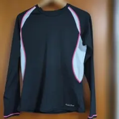スポーツシャツ長袖　Lサイズ