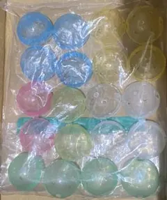 ガチャガチャ　ガシャポン　空カプセル　直径約4.5cm