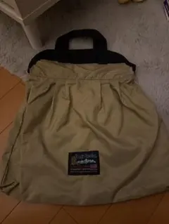 Tough Travelers ベージュ ショルダーバッグ