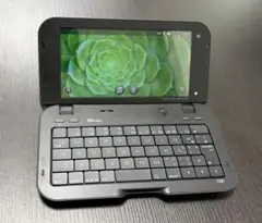 IS01(キーボード付Android 端末)のサムネイル