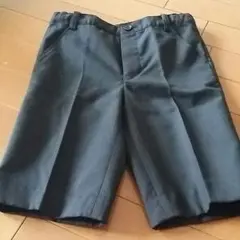 美品☆コムサイズムの120㎝黒のパンツ