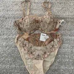 Item thumbnail for item 4c910812-322c-438e-8b6a-f52edefa00e7