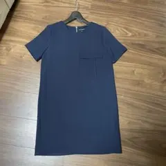 FOREVER21 シンプル重ね着も素敵紺色ワンピースのサムネイル
