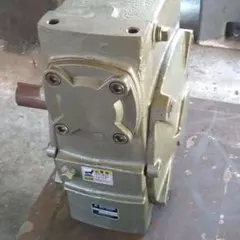 ウォーム減速機のサムネイル