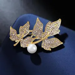 【新品未使用】ブローチ　コサージュ　リーフ　葉っぱ　ストーン　パール　上品