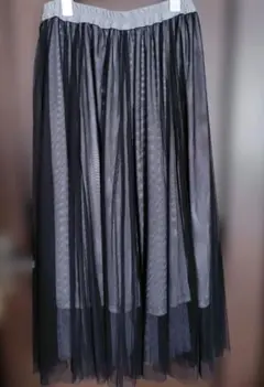 リバーシブル　ブラック 　プリーツスカート チュール