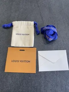 LOUIS VUITTON ポーチ・リボン・カードセット