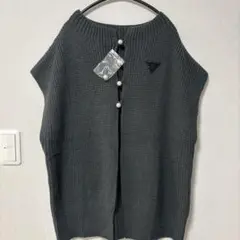 新品　KawaiOkadaパール調ボタンリブ編みベスト
