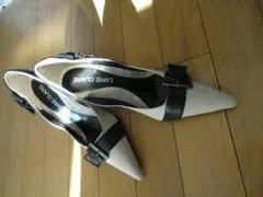 少しヒール高め 22.5　ＥＥ