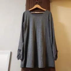 未使用級✴ギャラリービスコンティ　リボン付き　グレー　長袖 トップス