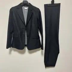 INDIVI ブラックスーツ レディース38 パンツスーツ　セットアップ　就活