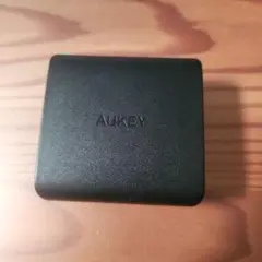 AUKEY 電源アダプター 本体