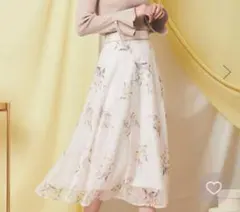 ノエラ　フラワープリントレーススカート　noela