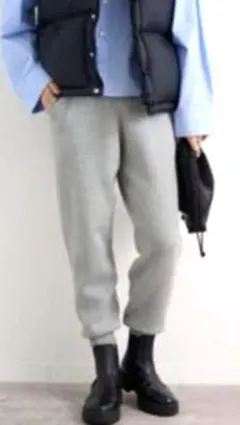 レリューム パンツ