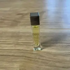 希少 廃盤 GUCCI グッチ ENVY エンヴィ パルファム 3ml ミニ香水のサムネイル