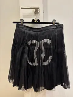 Item thumbnail for item 6fd7d96f-9be0-44d1-aaca-2f7d6319caf1