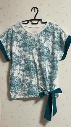 グリーン　白　リボン　半袖Tシャツ　切り返し　花柄