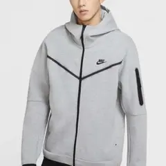 NIKE テックフリース フーディ L