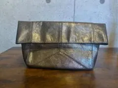 新品・未使用　Banana Republic 本革クラッチバッグのサムネイル