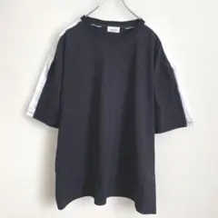 JUNRED トップス　Tシャツ　【L】　半袖のサムネイル
