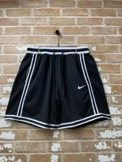 NIKE ナイキ　ハーフパンツ　バスパン　Dri-FIT 黒　ワンポイント