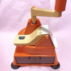 昭和レトロ　鰹節削り器　おかか削り器　愛工業　オカカのサムネイル