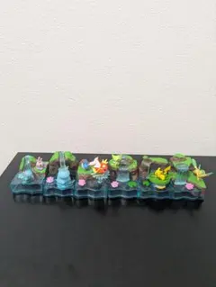 ポケモンフィギュア　しんぴの森