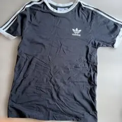 adidas ブラック Tシャツ M