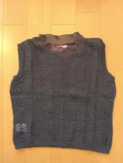 フリル付き ベスト