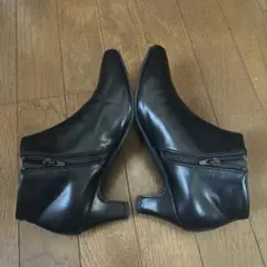 Item thumbnail for item 5833a34e-556b-42ea-bb6a-9a5ef7af83e0