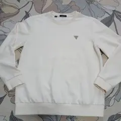 GUESS オフホワイト スウェット