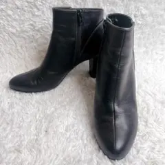 2025年最新】ダイアナ ショートブーツの人気アイテム - メルカリ