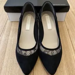 黒 スエード レース　ポインテッドトゥパンプス　NUOVO 結婚式のサムネイル